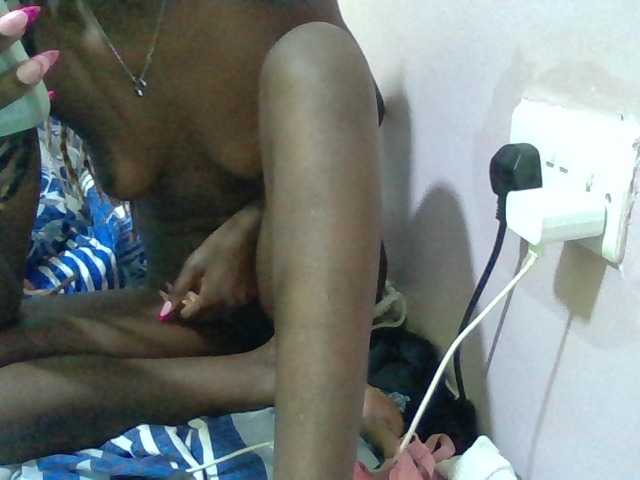 Sexyafricanah001 прямой эфир на BongaCams