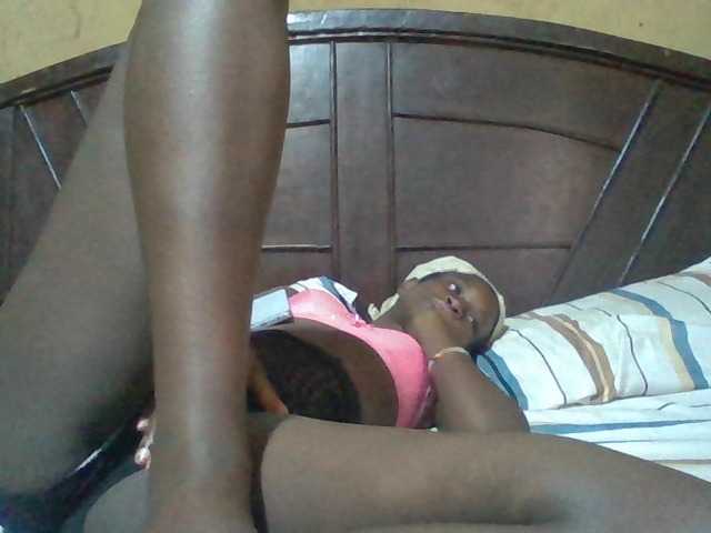 Sexyafricanah001 live cam on BongaCams