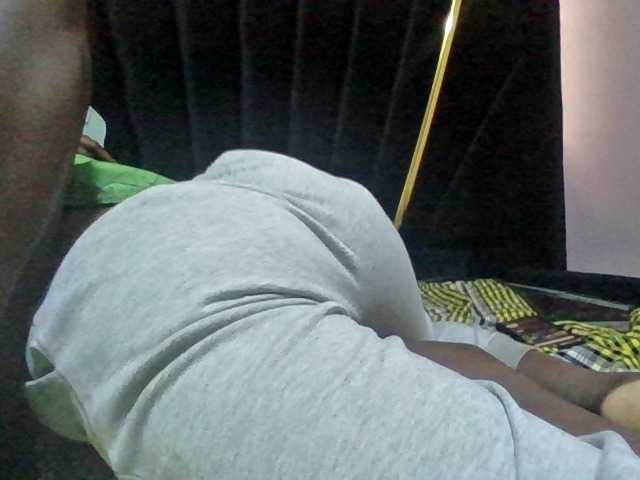 Sexyafricanah001 live cam on BongaCams