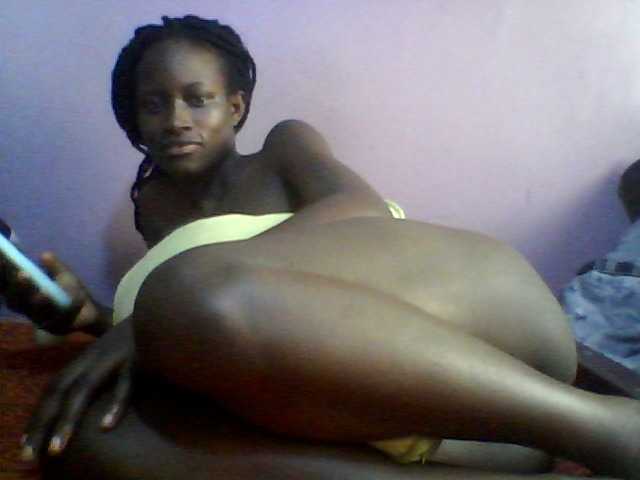 Sexyafricanah001 live cam on BongaCams