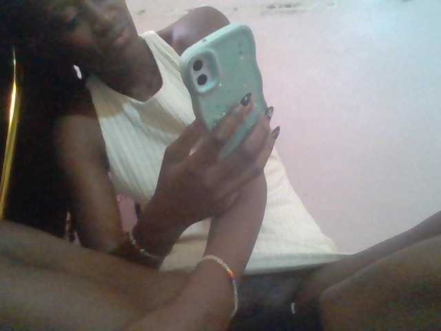 Sexyafricanah001 live cam on BongaCams