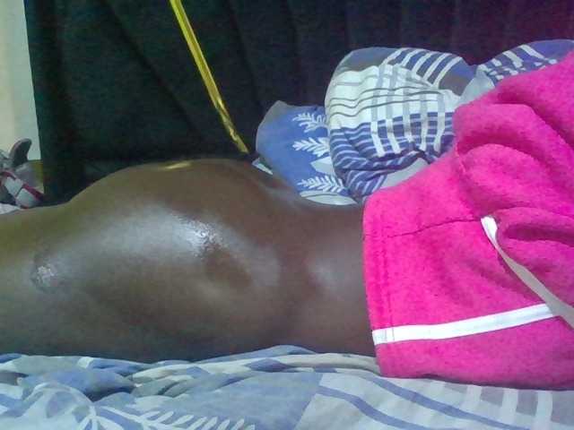 Sexyafricanah001 live cam on BongaCams