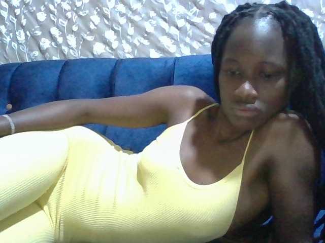 Sexyafricanah001 live cam on BongaCams