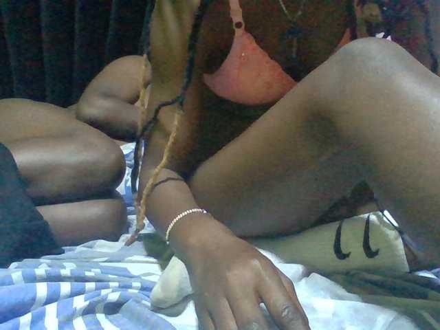 Sexyafricanah001 live cam on BongaCams