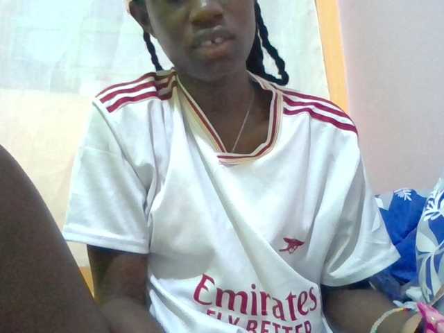 Sexyafricanah001 live cam on BongaCams