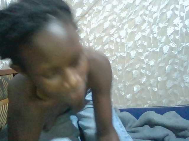 Sexyafricanah001 live cam on BongaCams