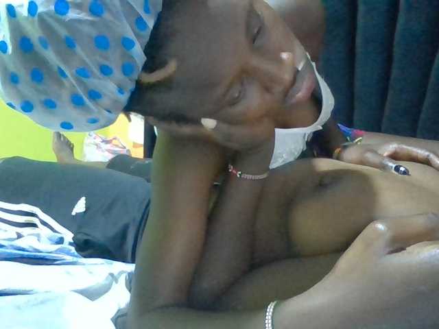 Sexyafricanah001 live cam on BongaCams