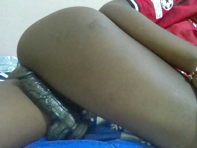Sexyafricanah001 live cam on BongaCams