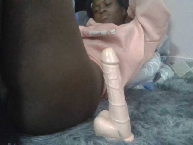 Sexyafricanah001 live cam on BongaCams