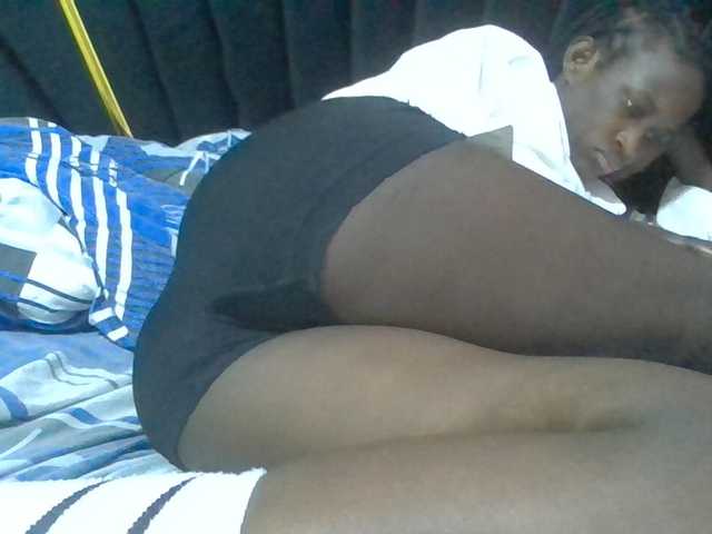 Sexyafricanah001 live cam on BongaCams