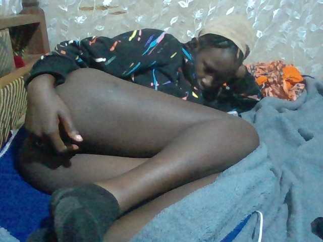 Sexyafricanah001 live cam on BongaCams