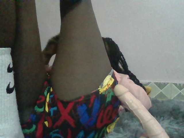 Sexyafricanah001 live cam on BongaCams