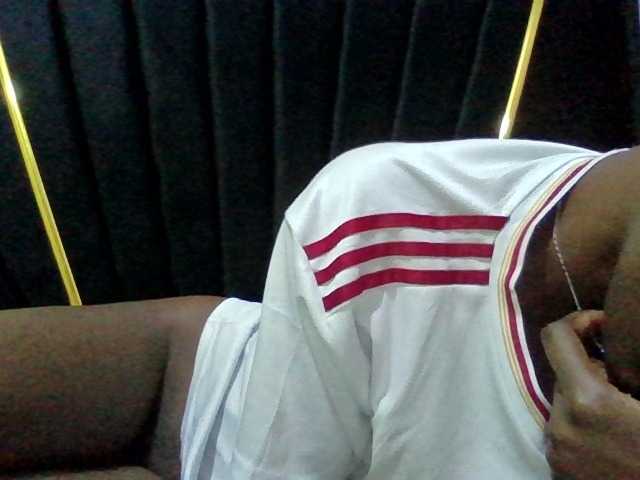 Sexyafricanah001 live cam on BongaCams