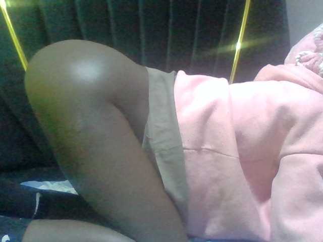Sexyafricanah001 live cam on BongaCams