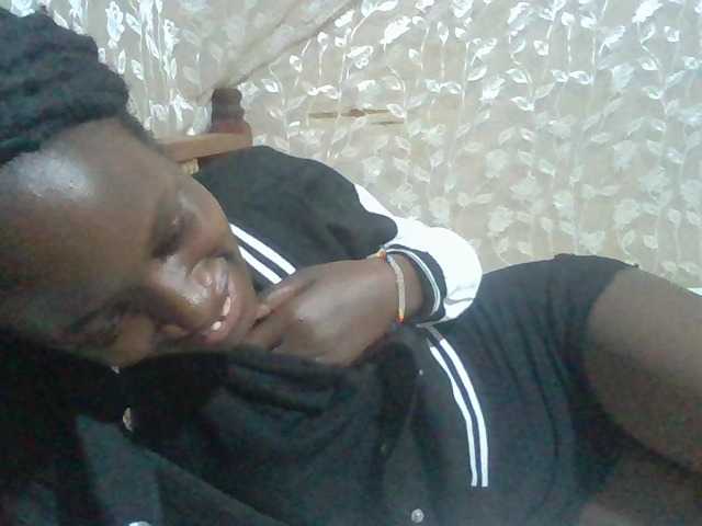 Sexyafricanah001 live cam on BongaCams