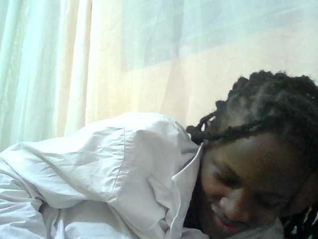 Sexyafricanah001 live cam on BongaCams