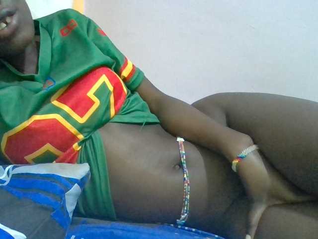 Sexyafricanah001 live cam on BongaCams
