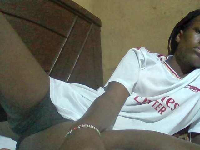 Sexyafricanah001 live cam on BongaCams