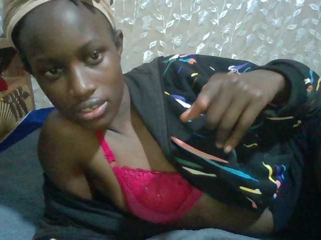 Sexyafricanah001 live cam on BongaCams
