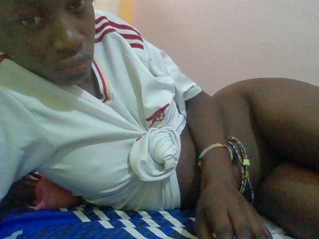 Sexyafricanah001 live cam on BongaCams