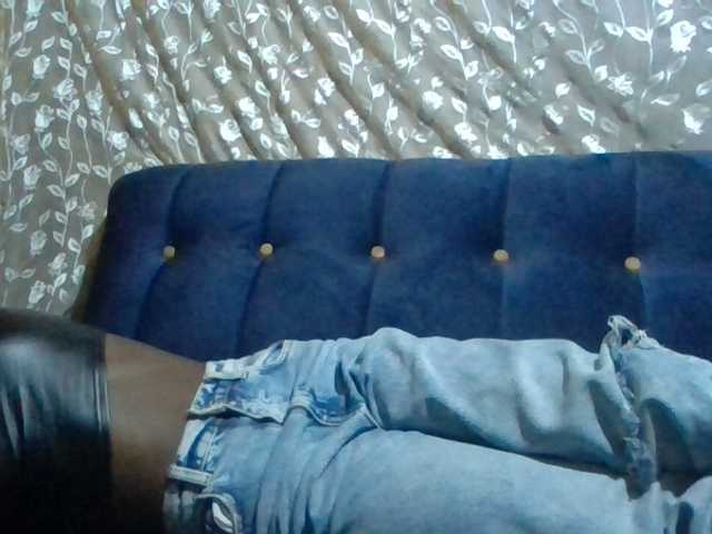 Sexyafricanah001 live cam on BongaCams