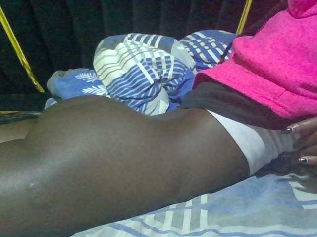 Sexyafricanah001 live cam on BongaCams