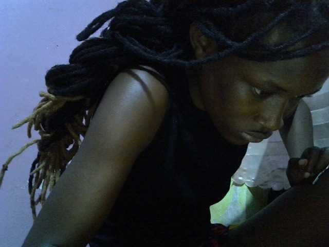 Sexyafricanah001 live cam on BongaCams