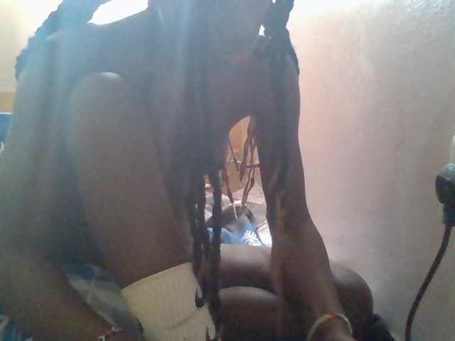 Sexyafricanah001 live cam on BongaCams