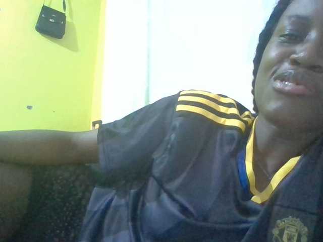 Sexyafricanah001 live cam on BongaCams