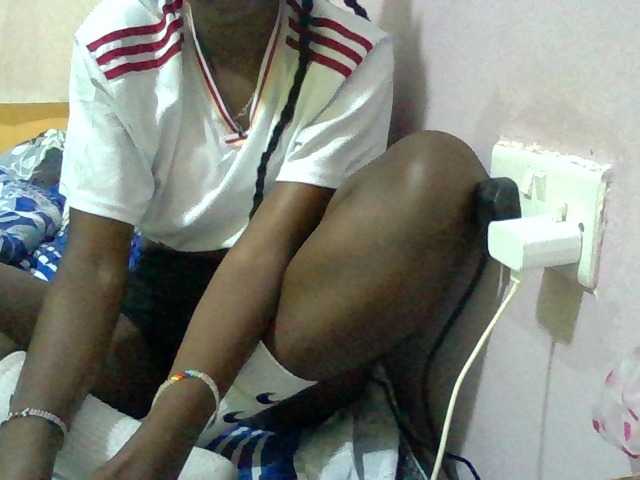 Sexyafricanah001 live cam on BongaCams