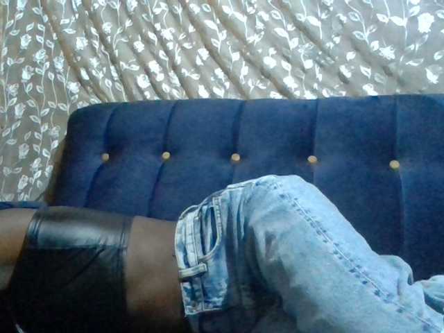 Sexyafricanah001 live cam on BongaCams