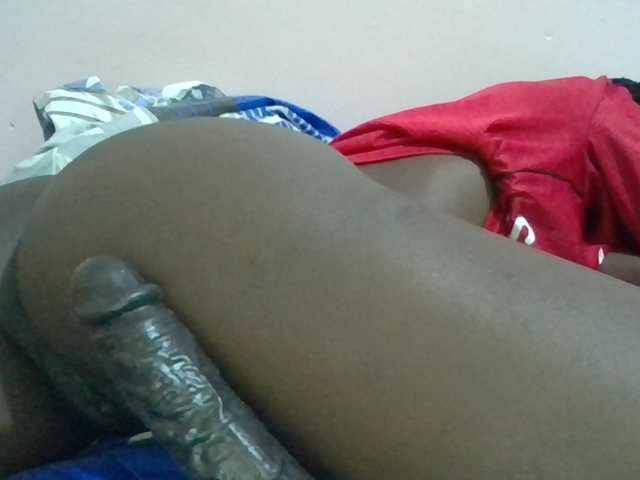 Sexyafricanah001 live cam on BongaCams