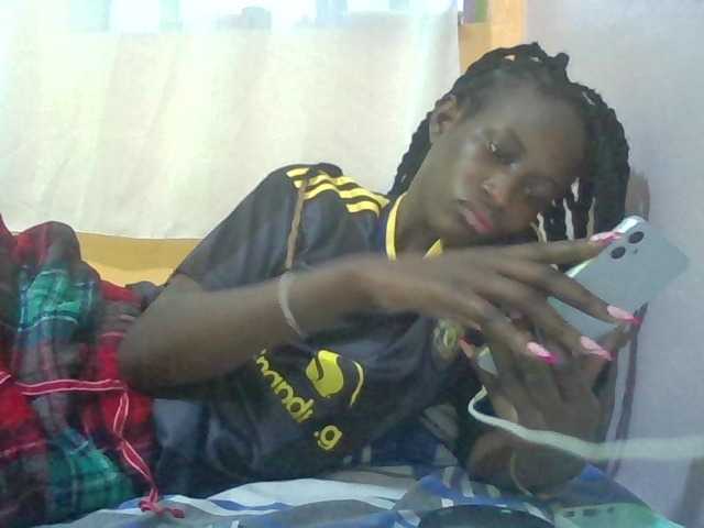 Sexyafricanah001 live cam on BongaCams