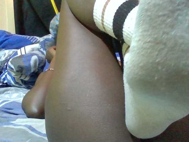 Sexyafricanah001 live cam on BongaCams