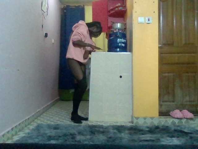 Sexyafricanah001 live cam on BongaCams