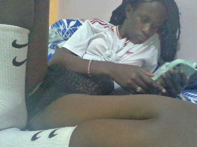 Sexyafricanah001 live cam on BongaCams