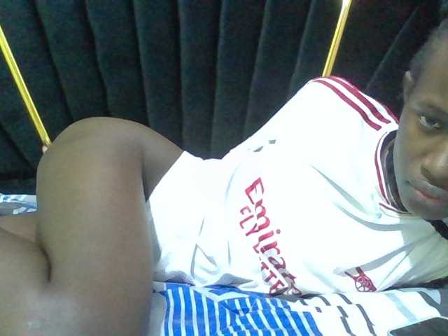 Sexyafricanah001 live cam on BongaCams