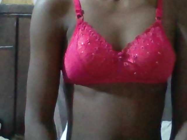Sexyafricanah001, 20 y/o - Live Cam on BongaCams