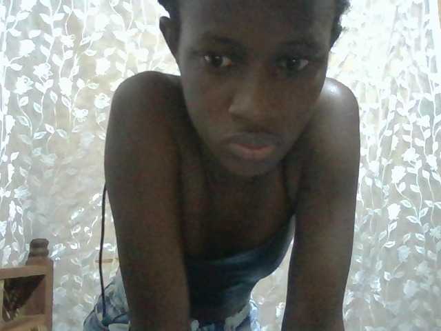 Sexyafricanah001 live cam on BongaCams