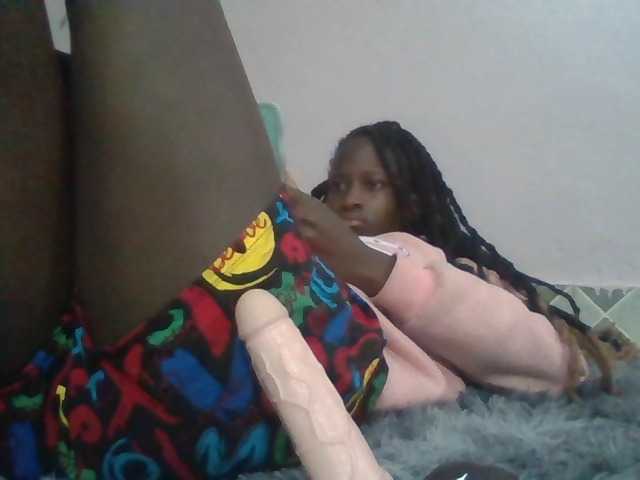 Sexyafricanah001 live cam on BongaCams