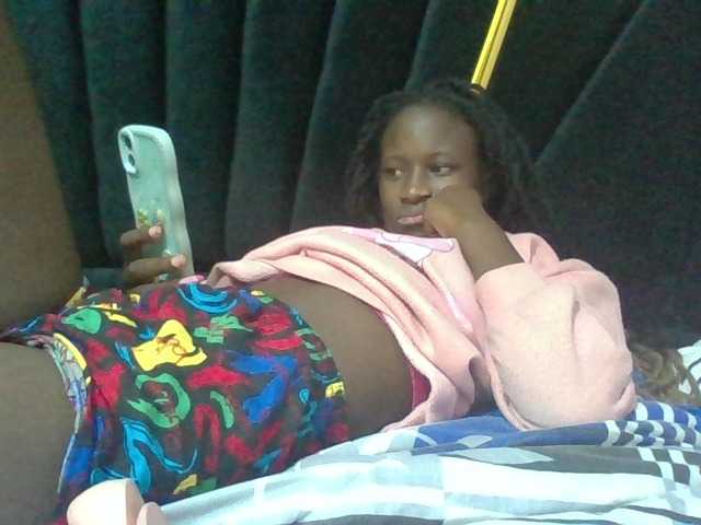 Sexyafricanah001 live cam on BongaCams