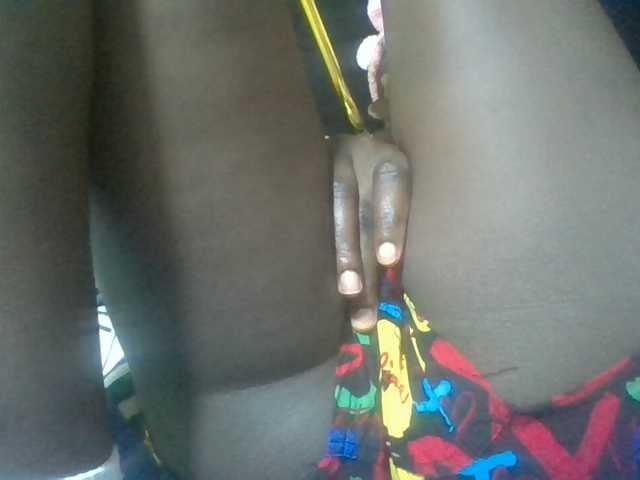 Sexyafricanah001 live cam on BongaCams