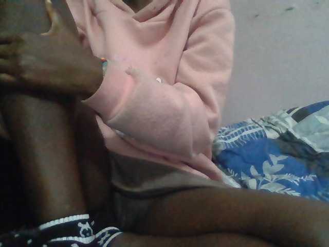 Sexyafricanah001 live cam on BongaCams