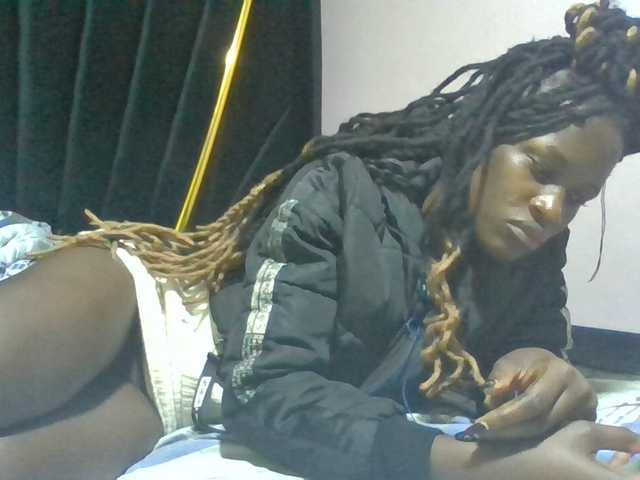 Sexyafricanah001 live cam on BongaCams