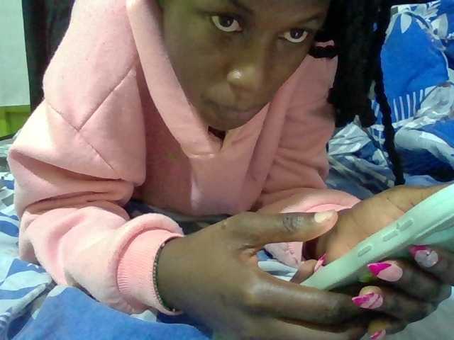Sexyafricanah001 live cam on BongaCams