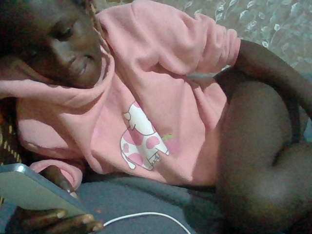 Sexyafricanah001 live cam on BongaCams