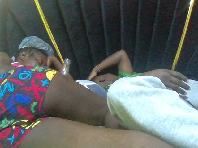 Sexyafricanah001 live cam on BongaCams