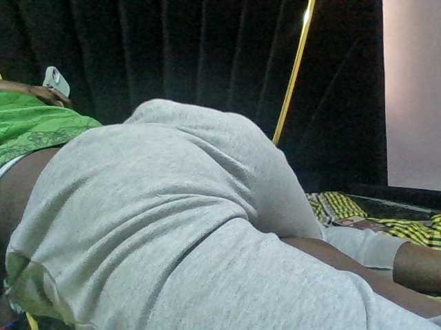 Sexyafricanah001 live cam on BongaCams