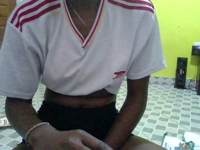Sexyafricanah001 live cam on BongaCams