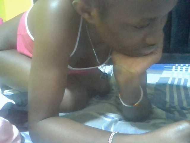 Sexyafricanah001 live cam on BongaCams